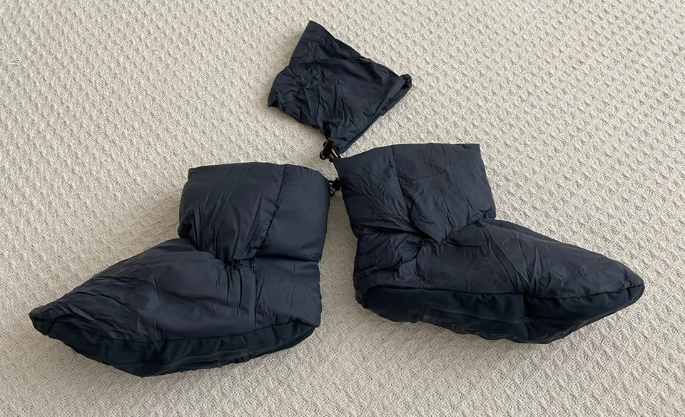 NUEVO EN CAJA Calcetines botín aislados de plumón de lujo Hunter para mujer - Azul marino - L Foto 4 de 4