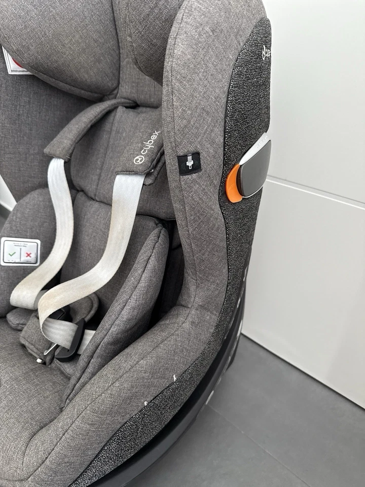 Cyber Platinum SIRONA Zu I-SIZE mit integrierter Station - Bild 2 von 4