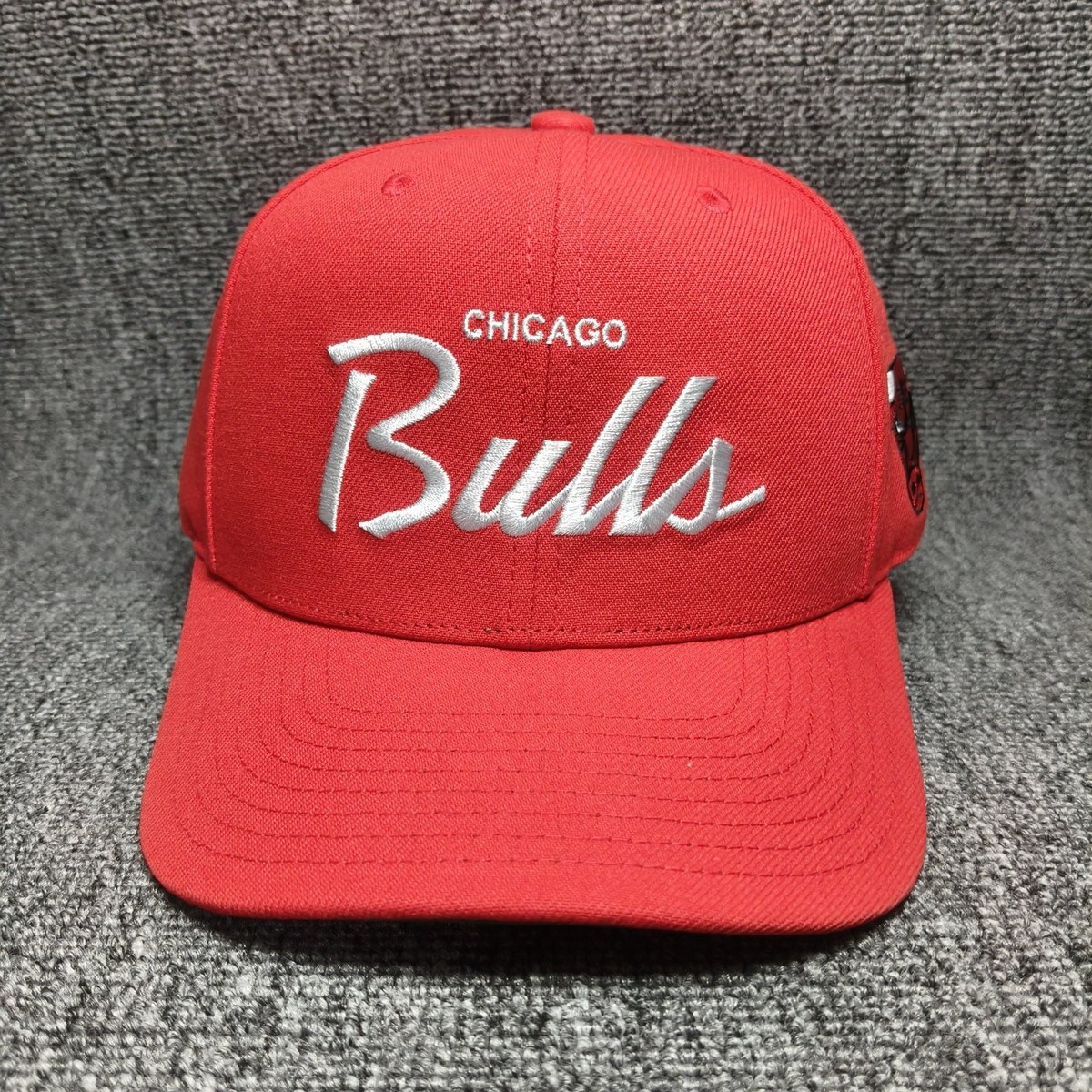Mitchell & Ness Chicago Bulls Red Snapback Hat Curved Brim NBA Script Logo