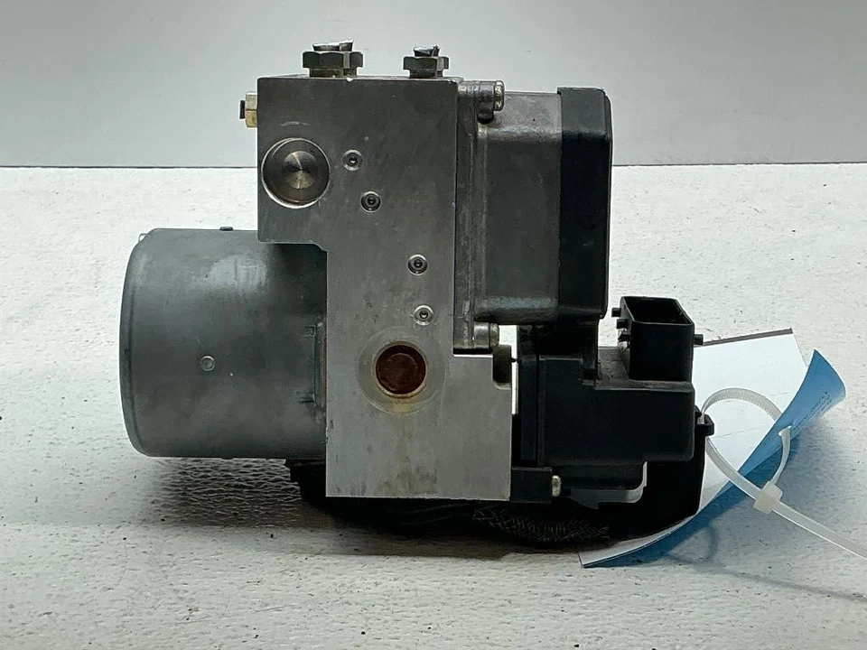 Conjunto de piezas de freno antibloqueo Carrera RWD 107697 Porsche 911 2000-2001 Foto 2 de 4