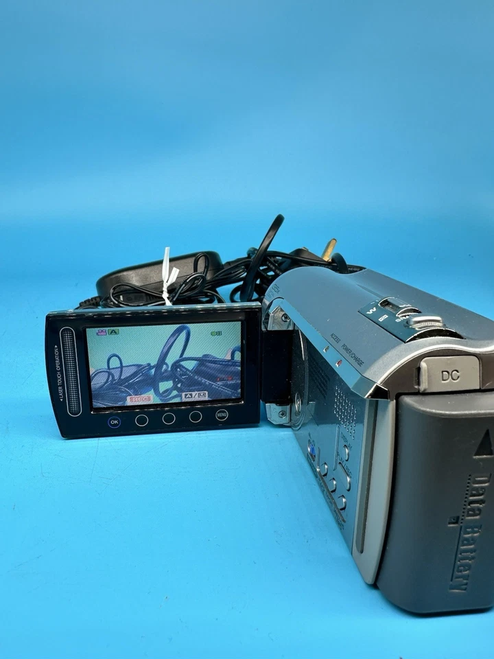 JVC Everio GZ-MG630SEK Handheld HD HDD Camcorder With Charger, Silver - Tested - Image 3 of 4