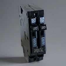 Challenger A2020 Center Mount CTL Compliant Two 1P 20A Tandem Circuit Breaker