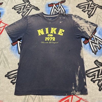 Nike Run with the Original Tie Dye Distressed Men's L T-Shirt