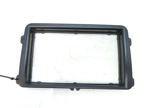 Volkswagen Transporter - Caravelle T5 Verkleidung Radio / Navigation 28132015