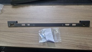 Dell Latitude E7440 Laptop Scharnier Abdeckung Verkleidung & Schrauben