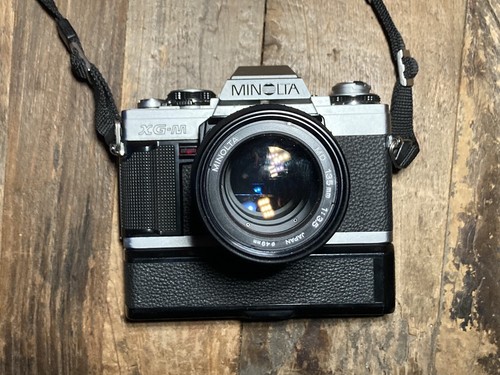 Minolta XG-M film camera 135mm F3.5 lens & Winder Powers On Doesn’t Fire - Picture 1 of 4