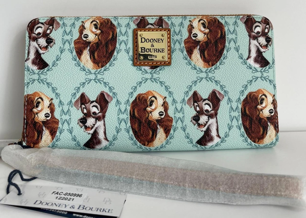 Lady and online tramp wallet