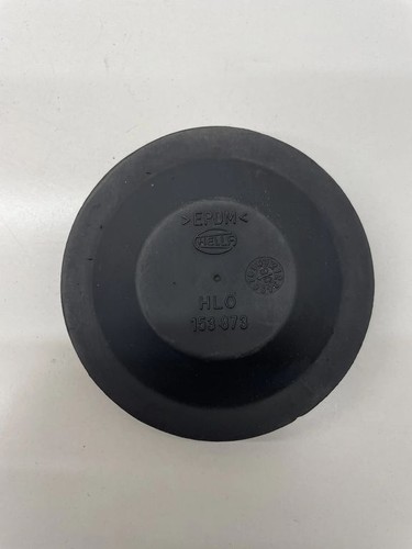 Volkswagen Golf VI 2010 Scheinwerfer Staubschutzkappe 153873 ROC6091