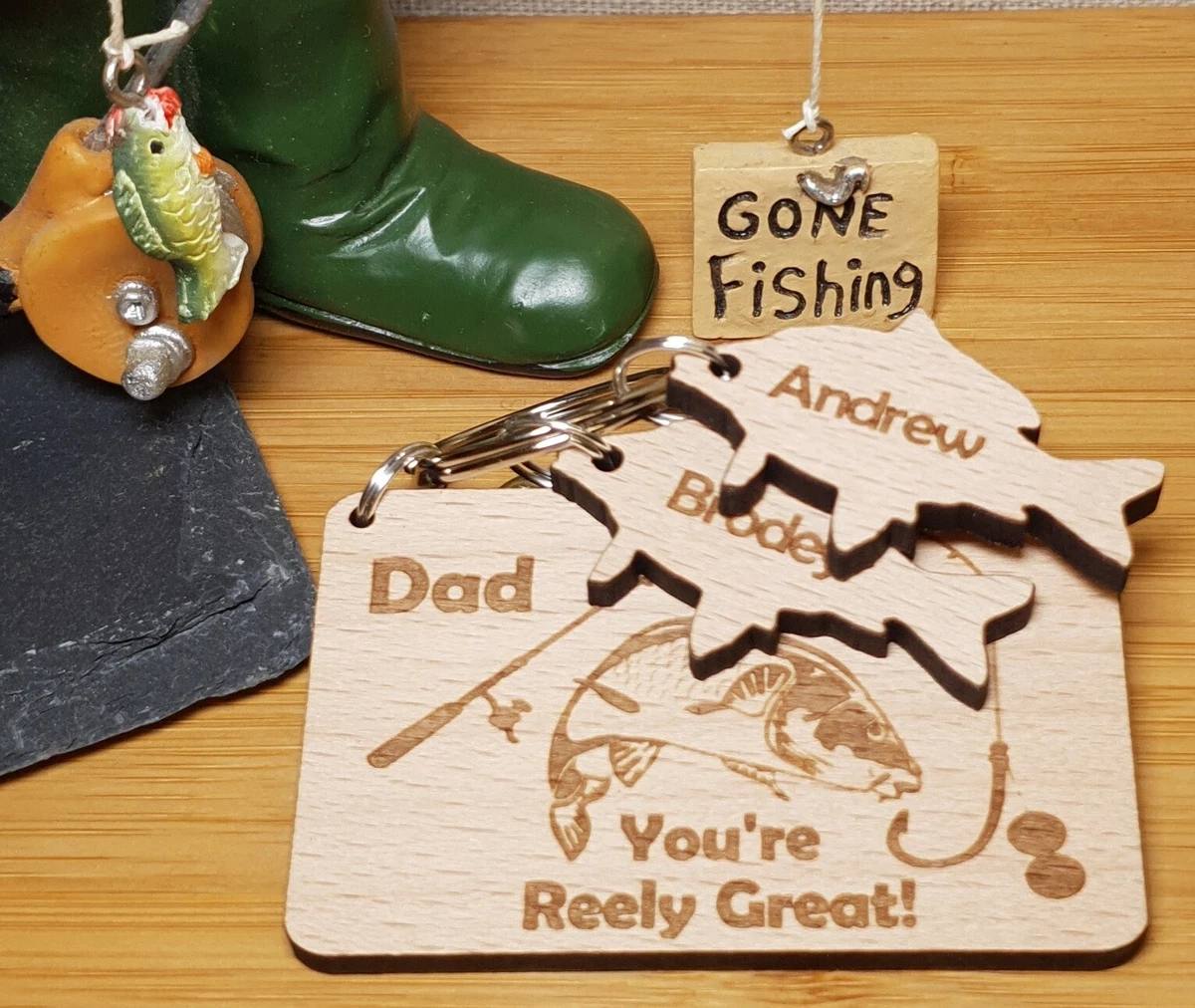 PERSONALISED CHRISTMAS GIFT DADDY GRANDAD GIFTS FOR HIM KEYRING CARP FISHING