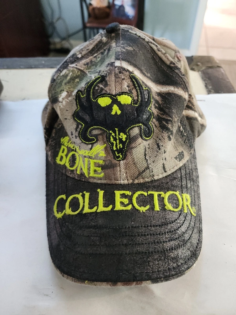 Paramount Outdoors Camo Hat Bone Collector Neon Green L/XL Four Way Stretch  EUC