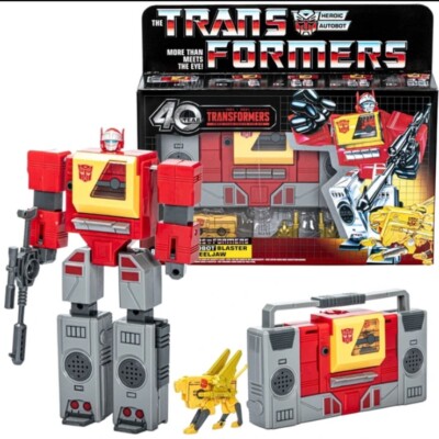 Transformers Retro 40th Anniversary G1 Autobot Blaster & Steel Jaw