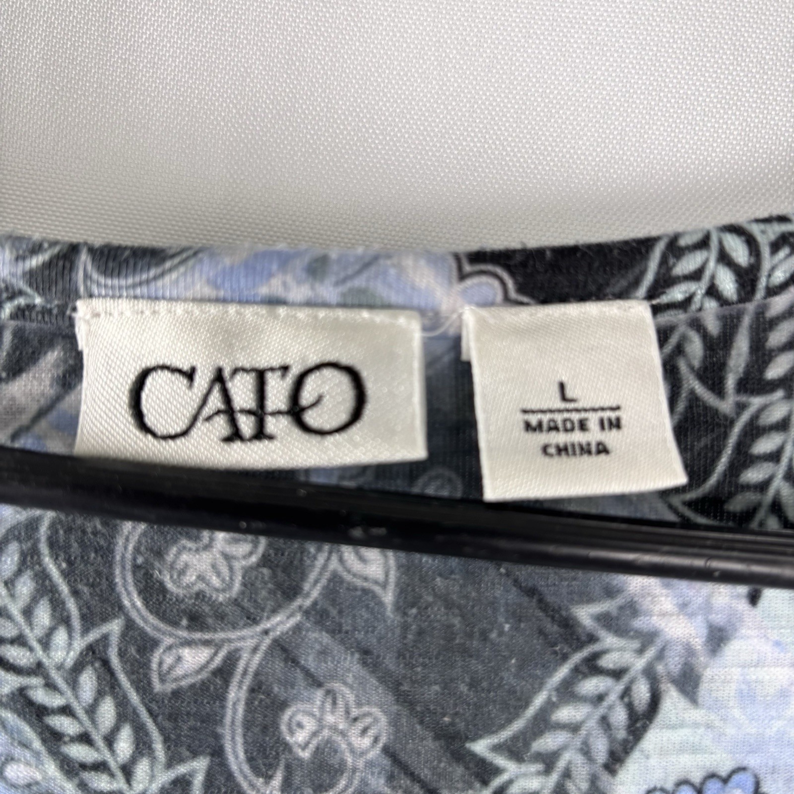 CATO Women's Large Blue Patchwork Sharkbite Hem T… - image 6