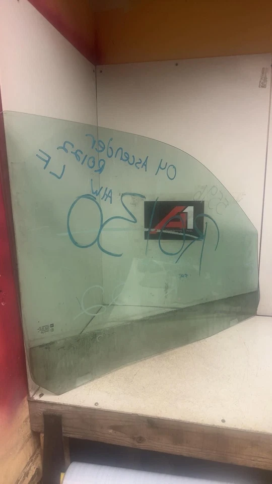 2003-2008 ISUZU ASCENDER LEFT DRIVERS FRONT DOOR WINDOW GLASS - Изображение 4 из 4