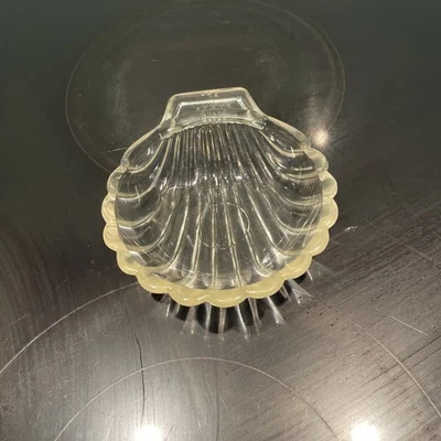 Vintage Pyrex Scallop Shell Clear Glass Dish - Image 1 of 4