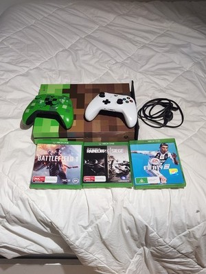 Microsoft Xbox One S Minecraft Limited Edition Bundle 1TB Green