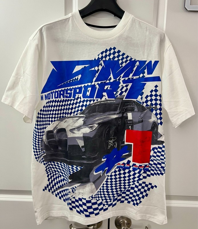 PUMA BMW M4 GT4 BIG GRAPHIC Shirt  White  Adult Medium  NEW