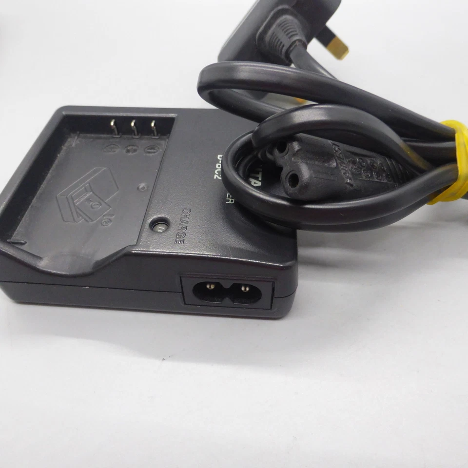 Pentax D-BC2 Charger For Pentax D-Li2 Batteries - Image 4 of 4