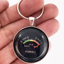 Vintage Oldsmobile Cutlass 442 Manifold Vacuum Gauge 1.2 Diameter Keychain