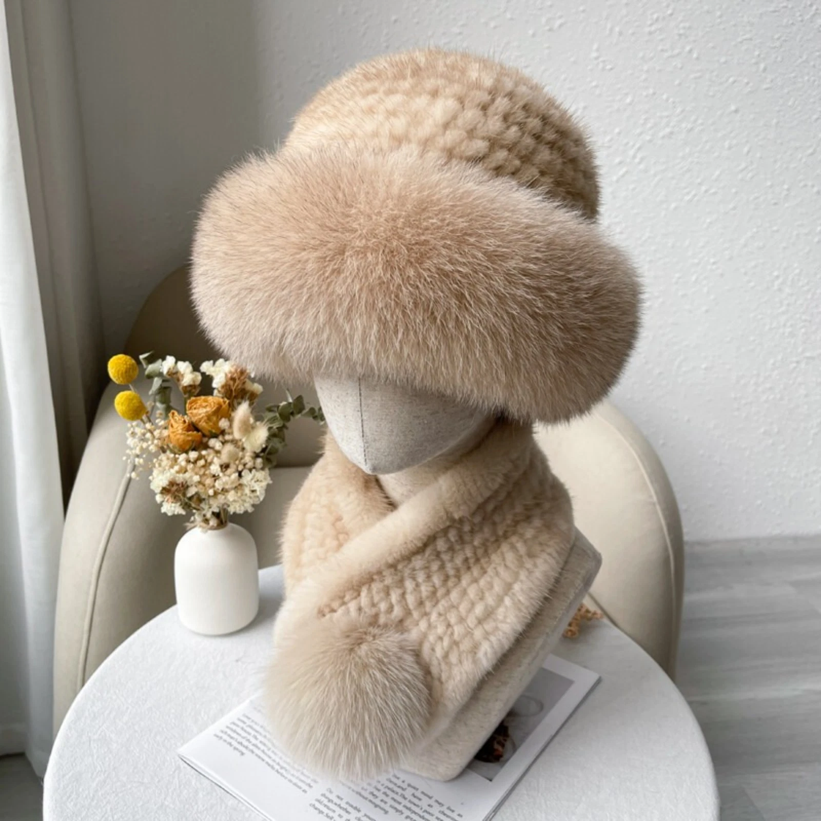 Women's Real Mink Fur Hat + Real Mink Fur scarf Knitted Beanies Stretch Ski Cap！