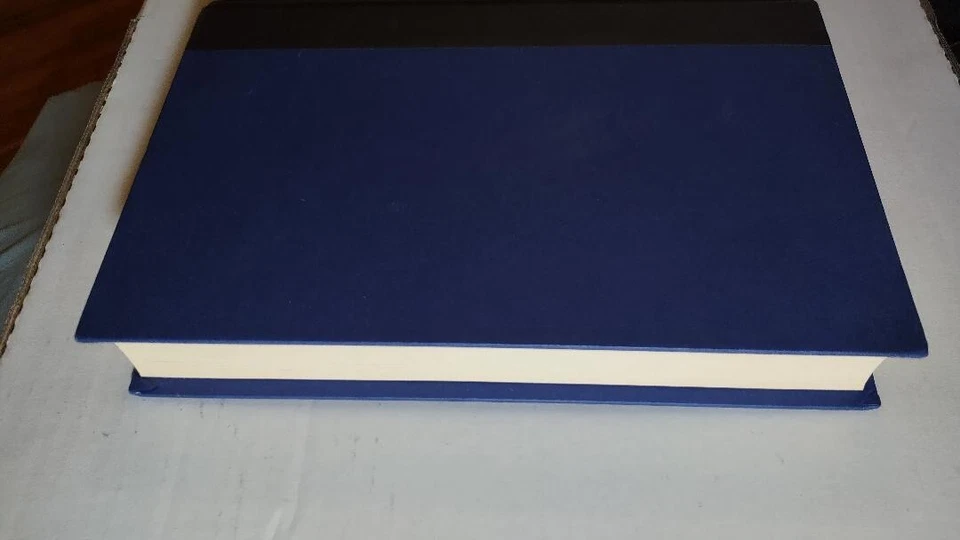 Story by Robert McKee Book on Screenwriting Hardcover SHIPS BOXED - Image 3 of 4