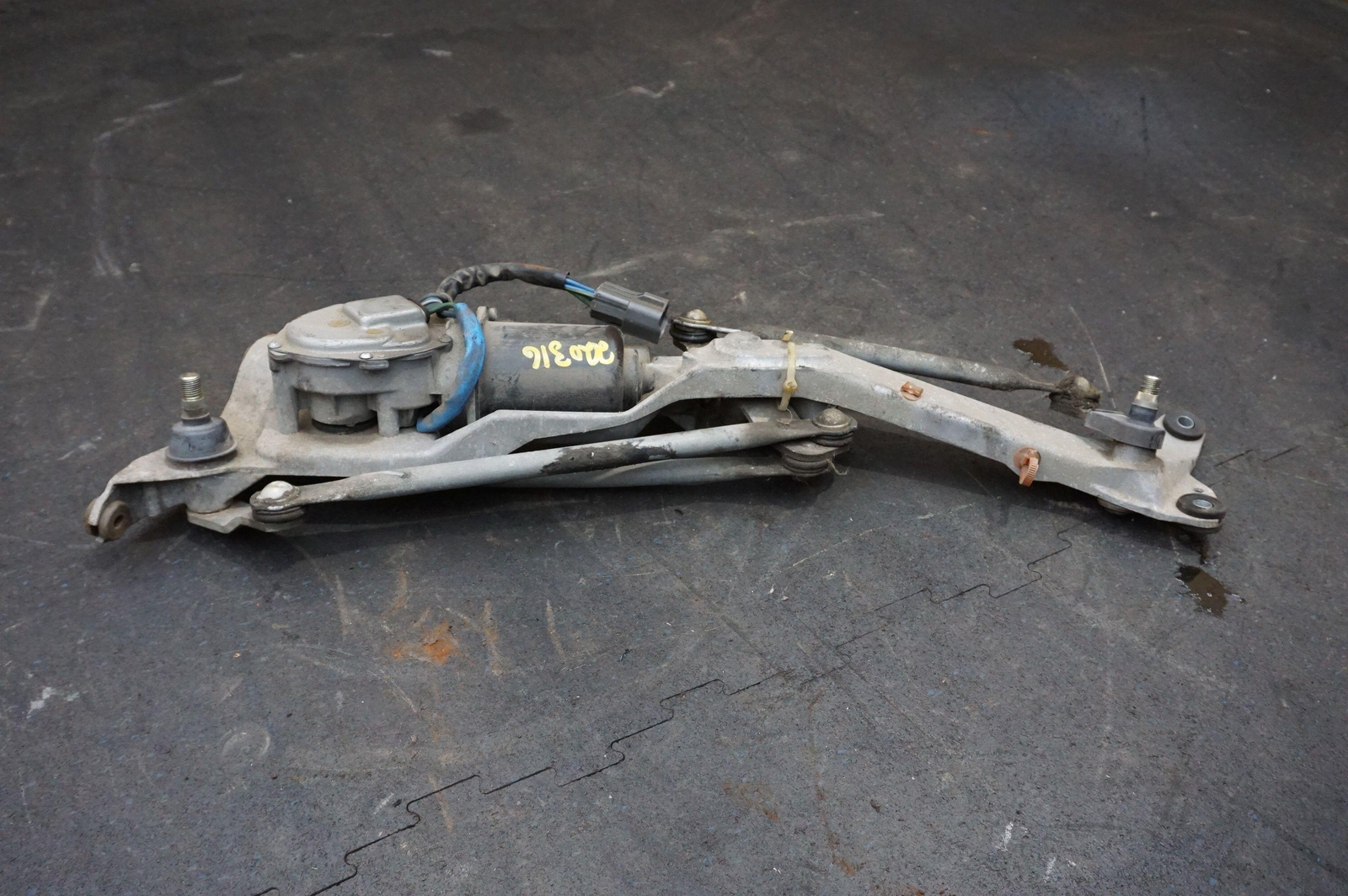 Front Windshield Wiper Motor & Linkage OEM 76530-SL0-A01 Honda Acura NSX 91-05