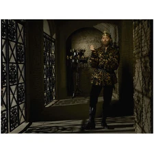Galavant Timothy Omundson As King Richard Holding Up Hand 8 x 10 Inch Photo