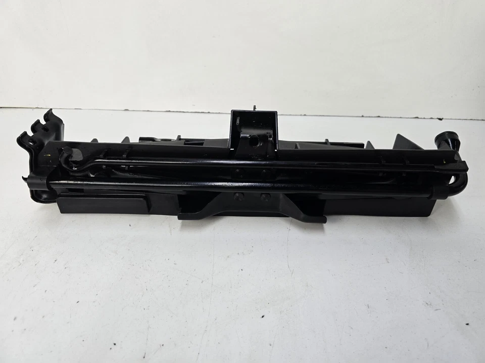 2007-2017 Ford Expedition Spare Tire Emergency Jack Tools Kit Oem - Image 3 of 4