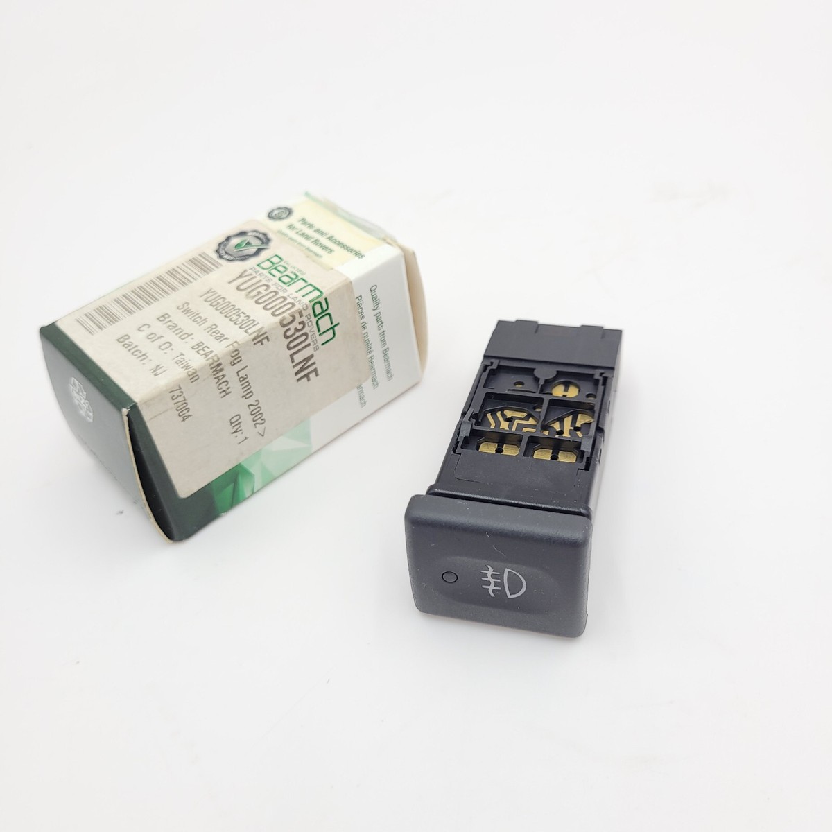 Land Rover Defender 90/110/130 Rear Fog Lamp Rocker Switch YUF101640 (1987-2001) 2 thumbnail image