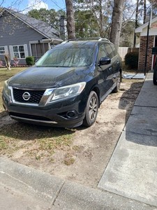 2013 Nissan Pathfinder S