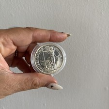 2014 Britannia 1 oz .999 Fine Silver £2 Coin UK Royal Mint in Capsule Mint Cond.