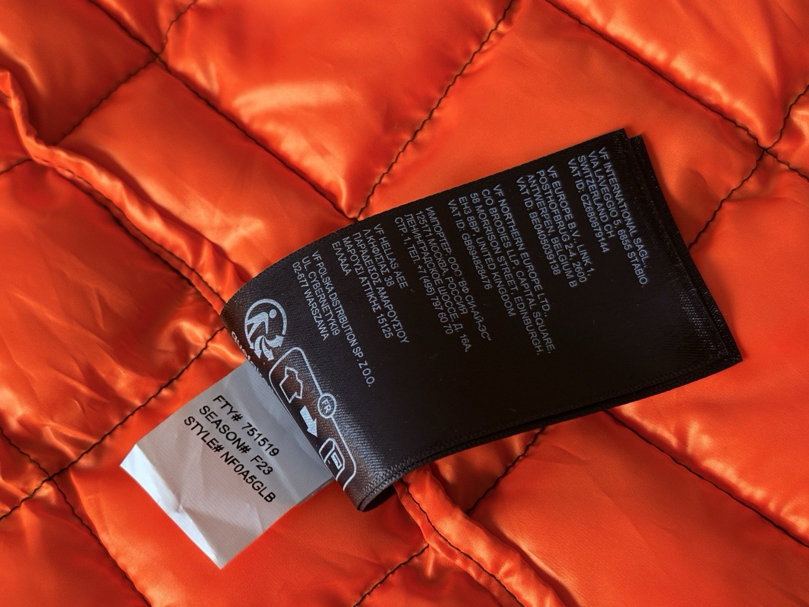 The North Face Women’s ThermoBall™ Eco Parka - Size Medium - Rare Abstract Print image 7