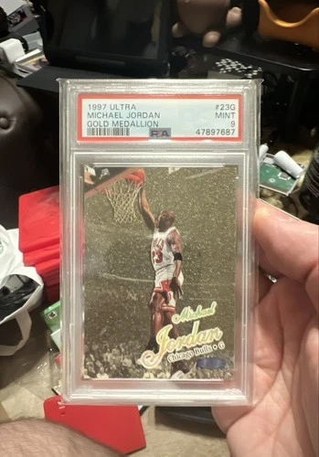 1997-98 Fleer Ultra - Michael Jordan #23G Gold Medallion PSA9