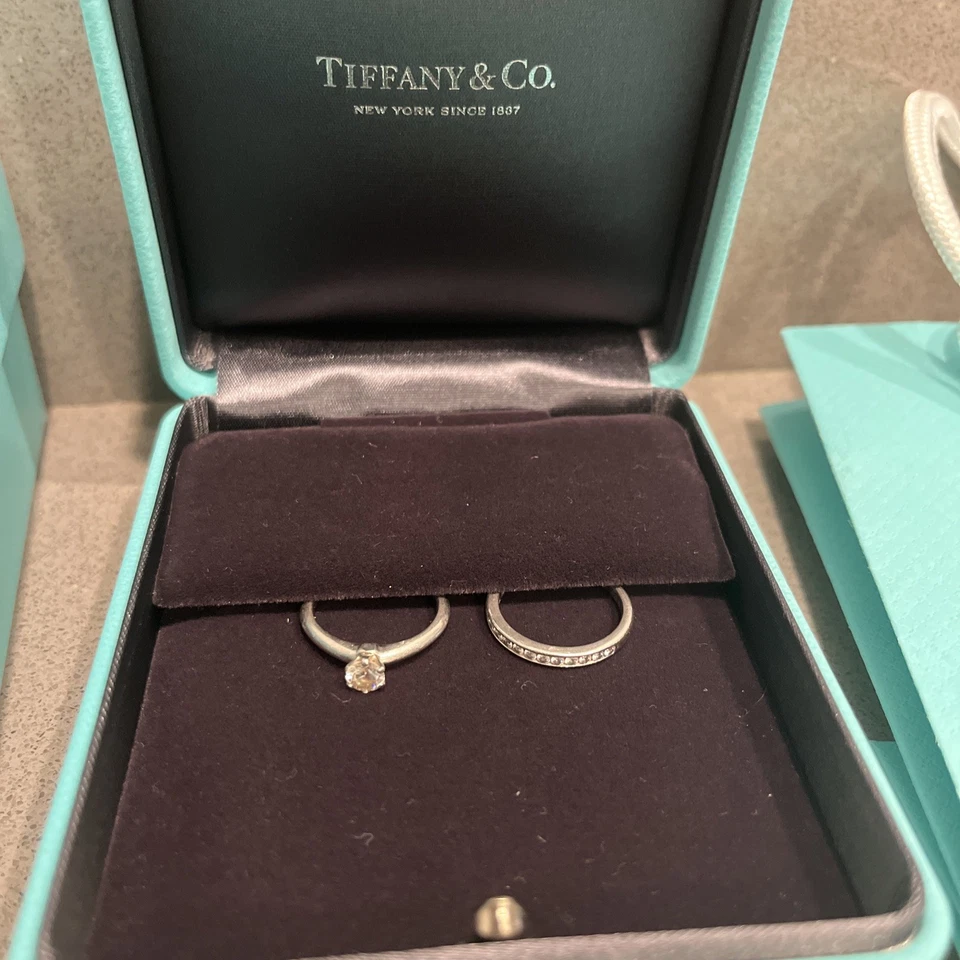 TIFFANY & CO Conjunto de Canal Parcial Banda de Diamantes EN PLATINO Talla 6 ✨ Foto 4 de 4