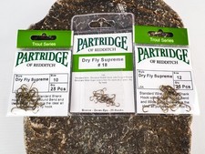 PARTRIDGE - DRY FLY SUPREME (L5A) FLY TYING HOOKS - (25 HOOKS PER PACK)