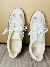 DV By Dolce Vita Voyage Ivory Lace-Up Embroidery Casual Sneakers Sz 10