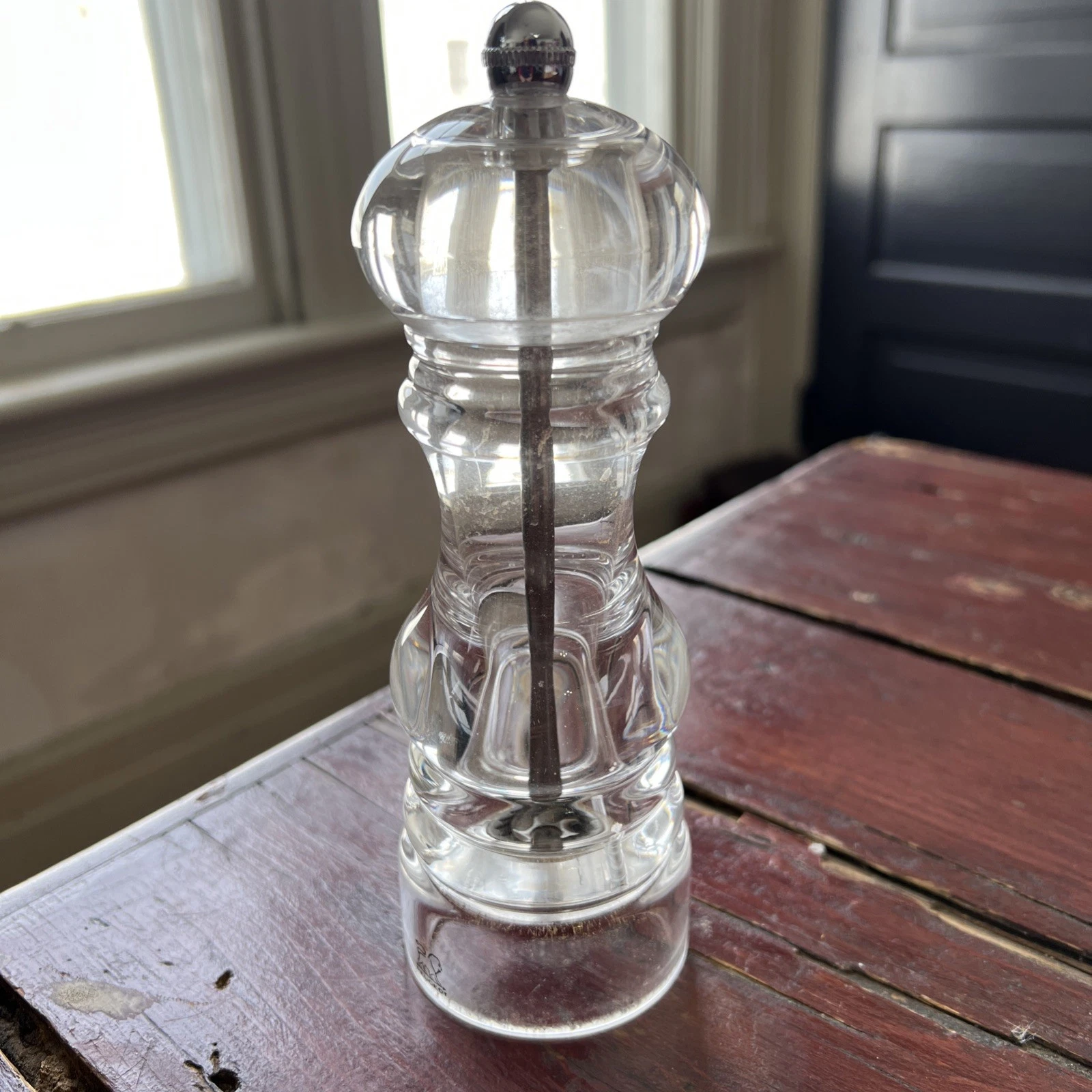Peugeot France Salt or Pepper Mill Grinder 7” Clear Acrylic Classic Francais