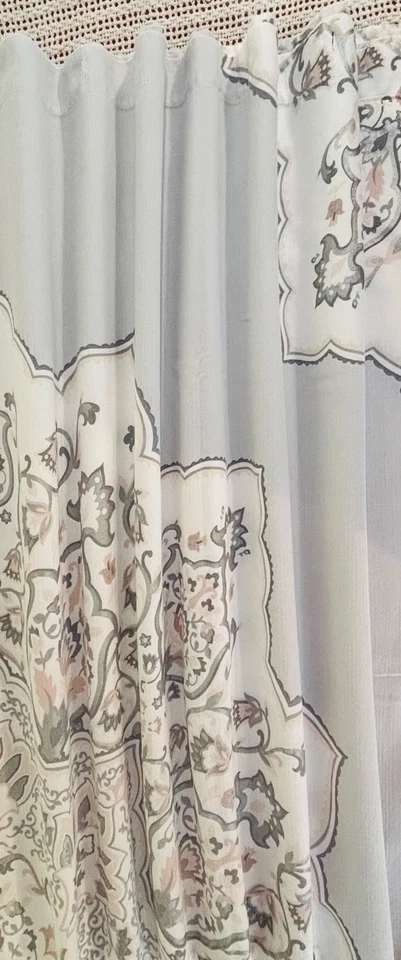 ENVOGUE Silver Gray Pink Floral Medallion Cotton Fabric Shower Curtain - Image 2 of 4