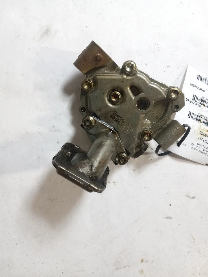 BOMBA DE ACEITE DE MOTOR PARA TOYOTA CAMRY 2011 Foto 2 de 4