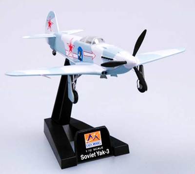 Easy Model Yak-3 303 Fighter Aviation Division 1945 Fertigmodell 1:72 + Standfuß