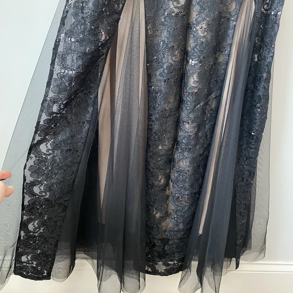 Alex Evenings Sequined Lace Mermaid Gown Black Nude 10 - Imagem 4 de 4