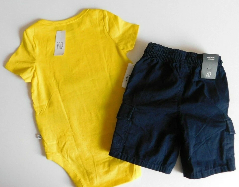 Gap Bebé Niño Body Carga Pantalones Cortos Amarillo Azul TALLA 18-24M Dinosaurio Bolsillos NUEVO Foto 2 de 4