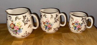 3er Set Mid Century Royal Norfolk Keramik gold vergoldete Blumenkrüge