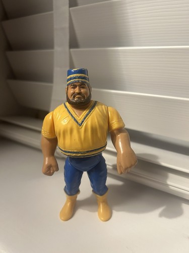 Hasbro 1990 WWF/WWE Series 1 Akeem wrestling figur...