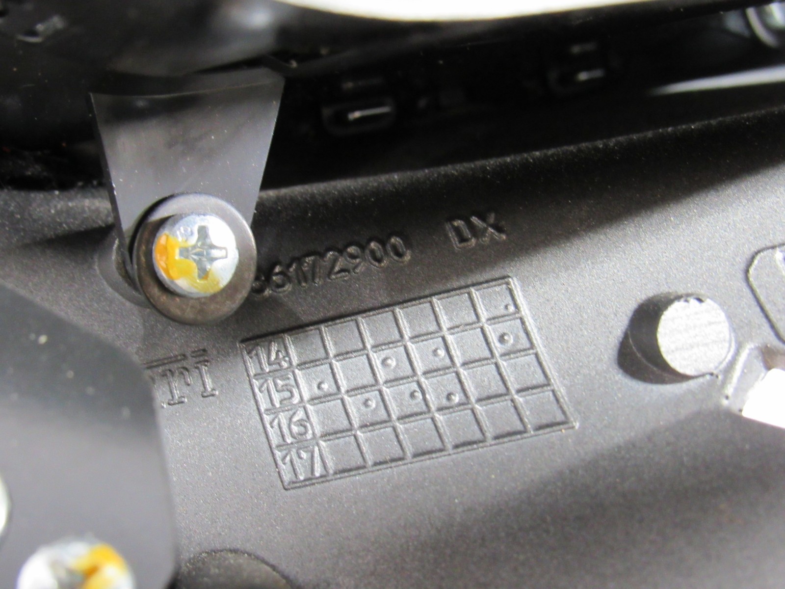 15-19 Ferrari 488 Spider 2017 AC Right Dash Dashboard Air Vent Grille Cover ;@2