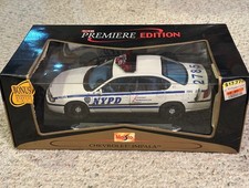 NYPD New York Police 2000 Chevrolet Impala Maisto 1:18 Diecast New In Box