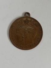 Commemorative 1911 King George V & Queen Mary Coronation Medal