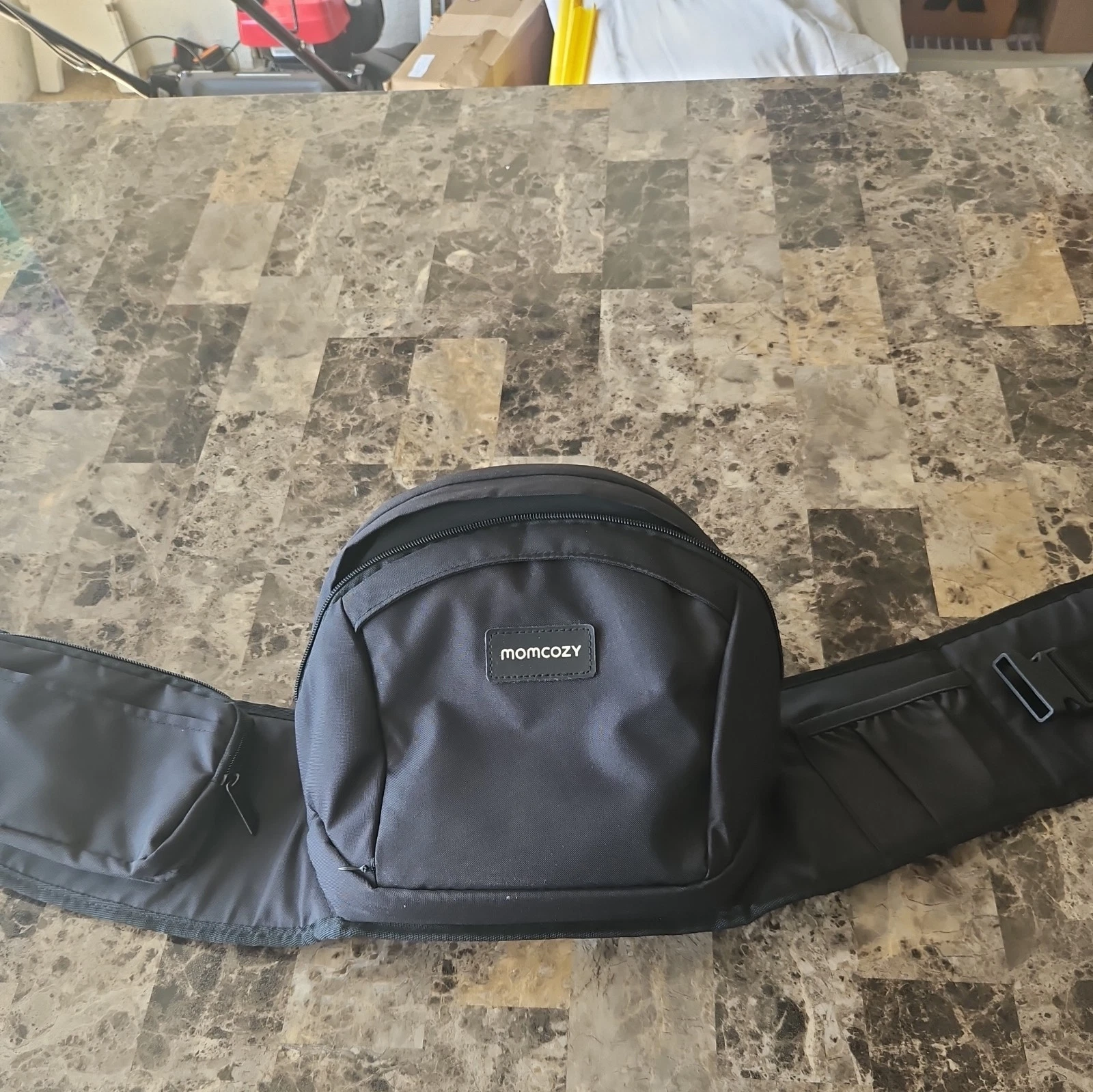 momcozy Hip Seat Baby Carrier Black HC001 Size M Storage Pocket great shape