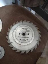 Weiles 7 1/4" Adjustable Dado 24 Tooth 1"-5/8" Arbor  Carbide