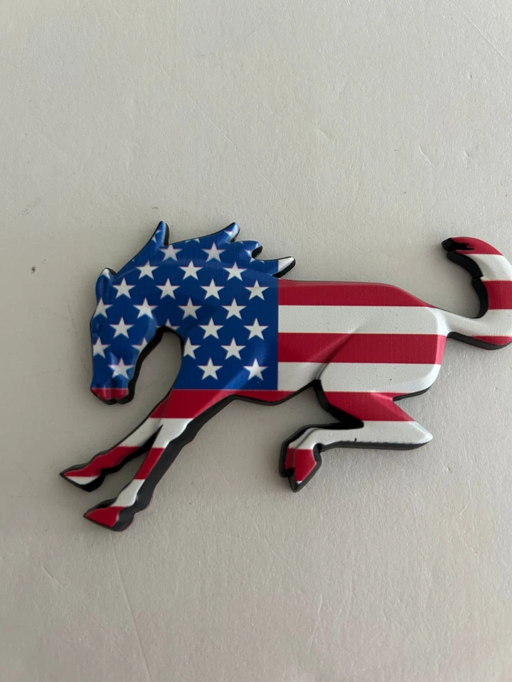 Guardabarros Emblema Color Bandera Pony Caballo Puerta Trasera Metal Insignia Ford Bucking Bronco Foto 4 de 4