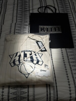 Kith for the New York Knicks NY Pinstripe Williams III